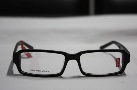中国十大近视镜片品牌排行榜 中国十大眼镜品牌排名有哪些？